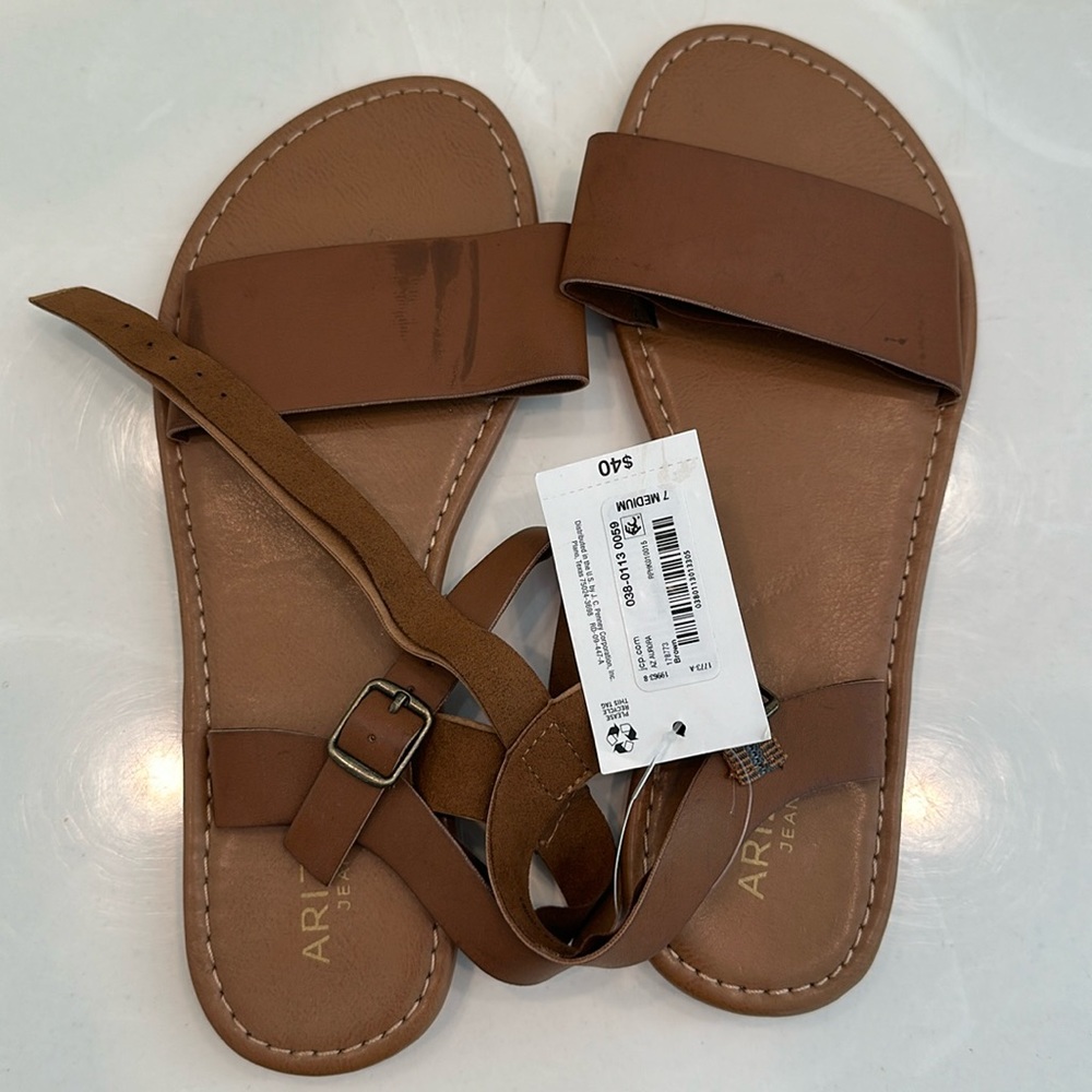 Women sandals